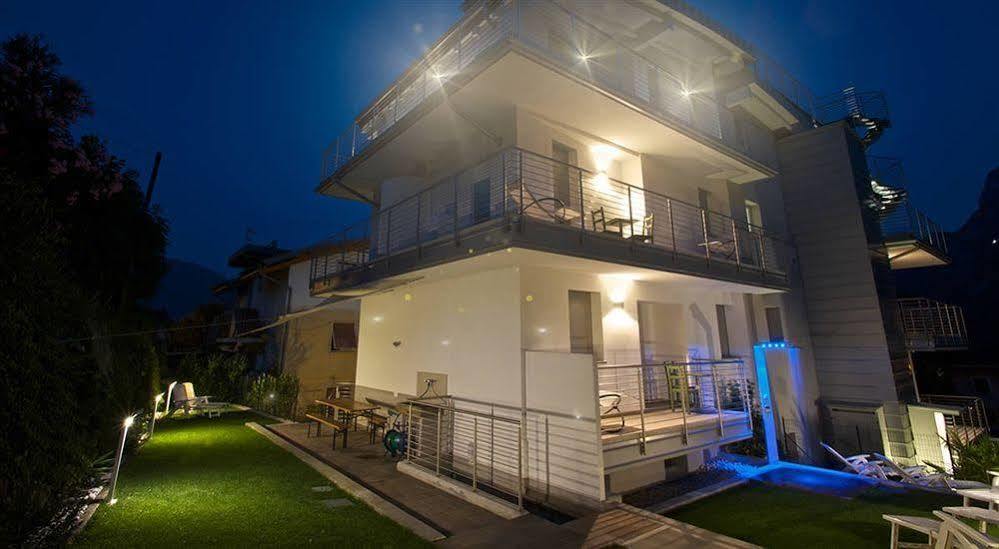 Villa Mazzano Riva del Garda Luaran gambar
