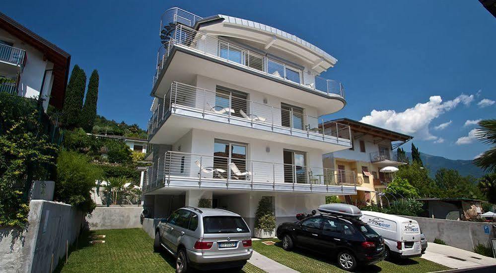 Villa Mazzano Riva del Garda Luaran gambar
